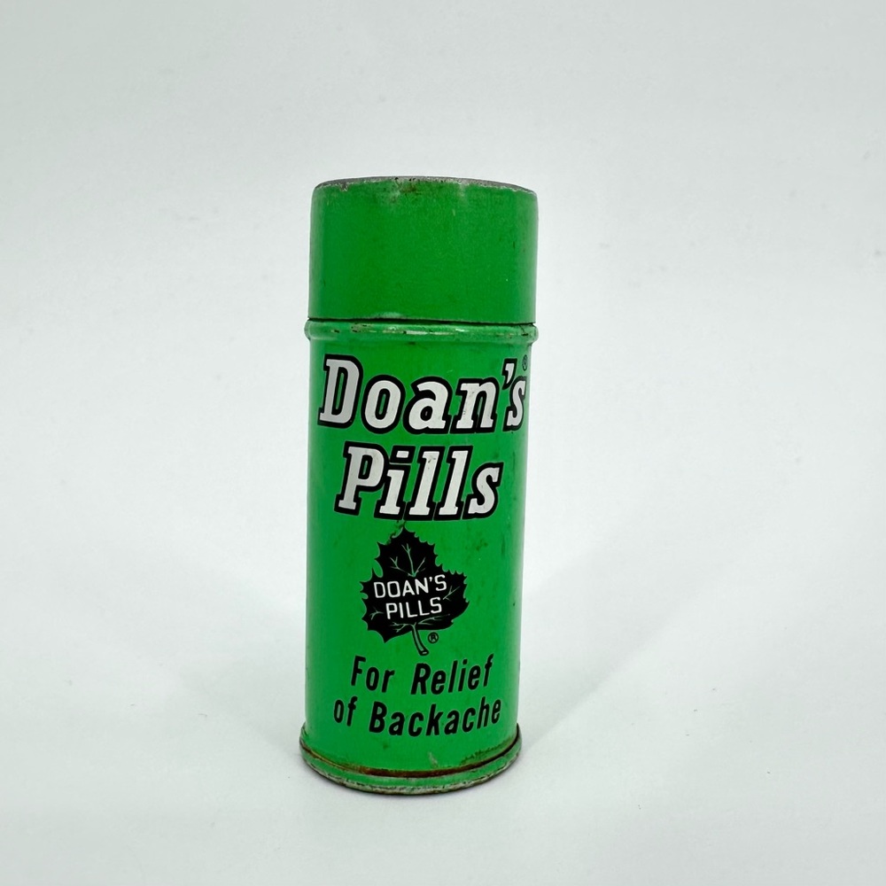 VTG Tin Bottle from Doan’s Pills Green Rusty Container & Lid Mid Century  EMPTY
